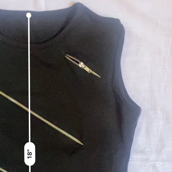 Vintage Black Zipper Tank Top - Picture 8 of 9